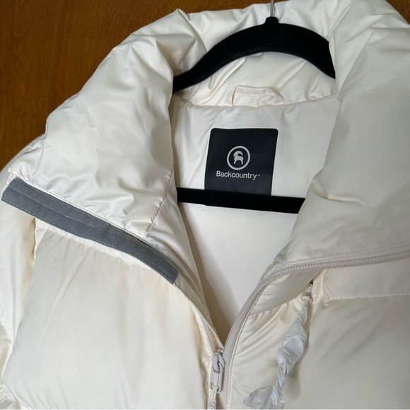 NWT Backcountry Down Jacket - Women's - Cream - Picture 7 of 12